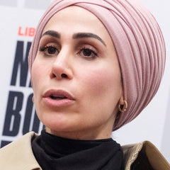 Portrait of Tahereh Mafi