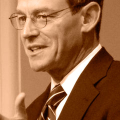 Portrait of Daniel Silva