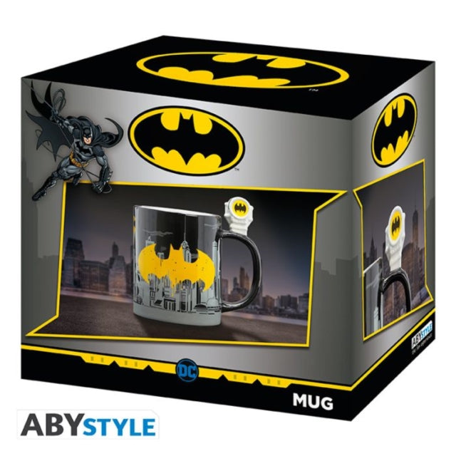 DC Comics BatSignal  Batman 3D Handle Mug