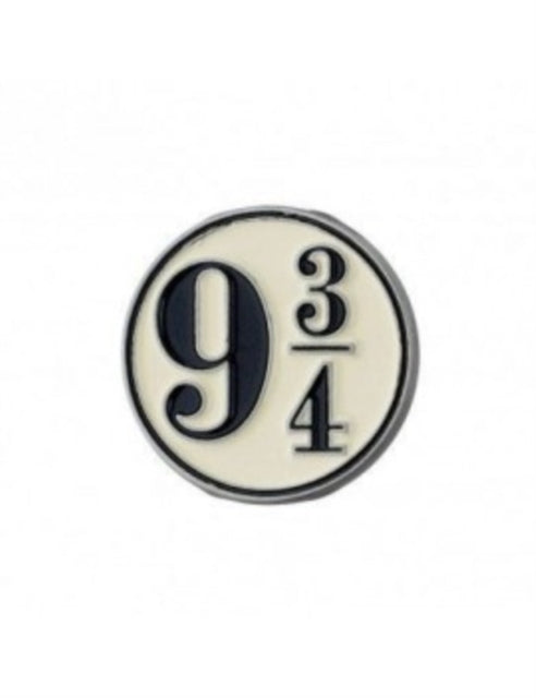 PLATFORM 9 3 4 PIN BADGE