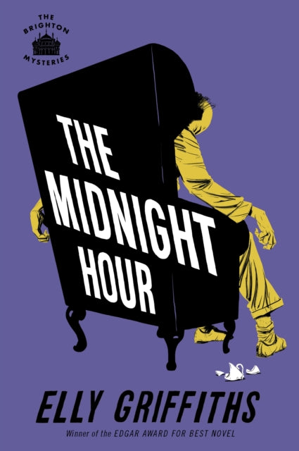 The Midnight Hour: A British Detective Mystery