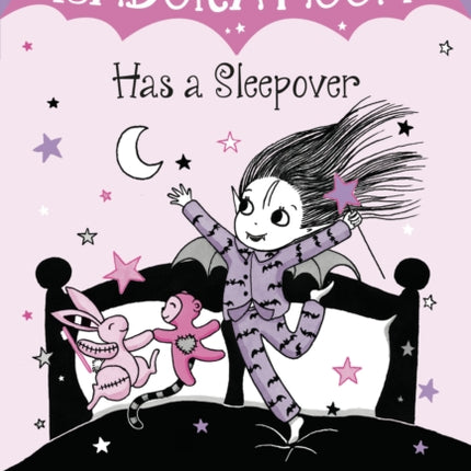 Isadora Moon Has a Sleepover