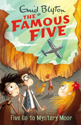 Famous Five: Five Go To Mystery Moor: Book 13