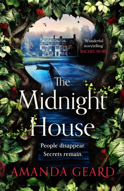 The Midnight House: Curl up with this rich, spellbinding Richard and Judy Book Club read of love and war