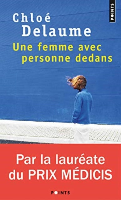 Une femme avec personne dedans