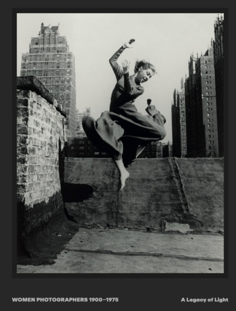 Women Photographers 19001975